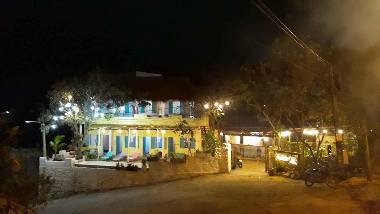 Confetti House Hotell Quy Nhon Exteriör bild